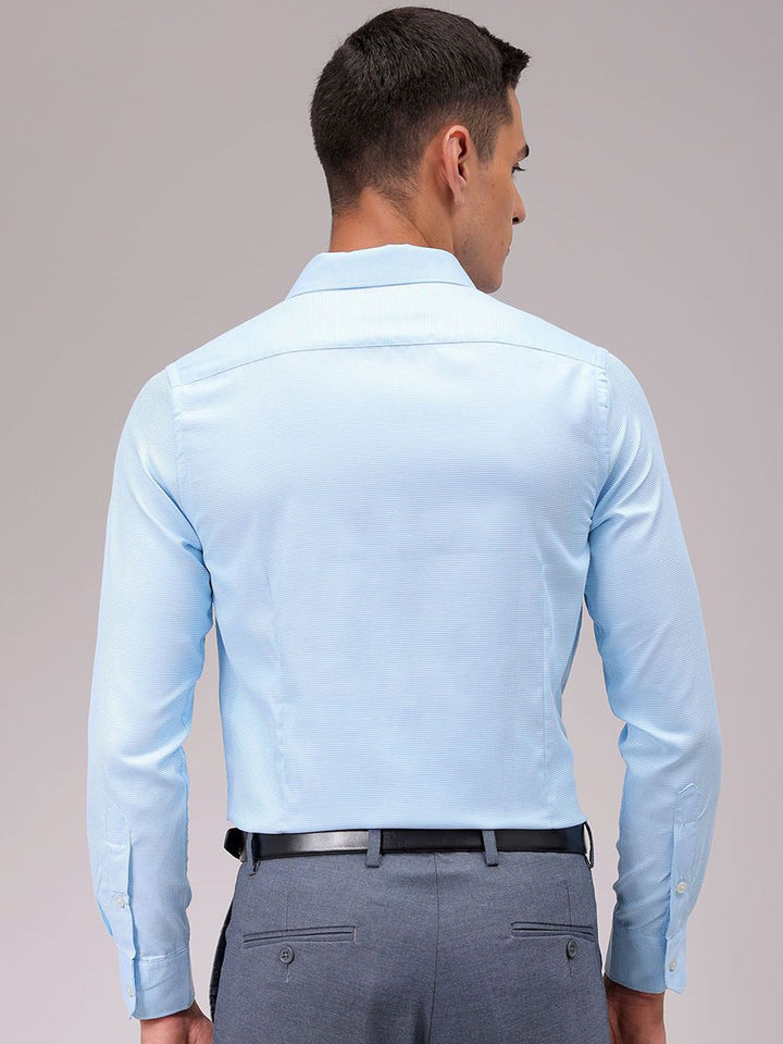 The Indian Garage Co. X Luxe Men Cutaway Collar Solid Slim Fit Formal Shirt