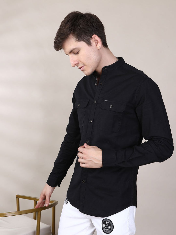 The Indian Garage Co Men Black Solid Casual Shirt