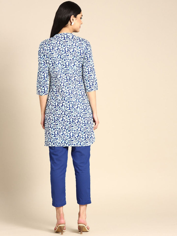 Anouk Women Blue Floral Printed Regular Pure Cotton Kurta with Trousers