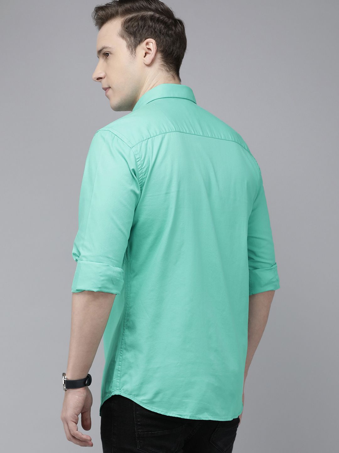 Park Avenue Pure Cotton Solid Slim Fit Casual Shirt