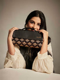 Zouk Rhea Kapoor Bidri Kaiser Tekstur Air Tahan Jute Sampul Klac
