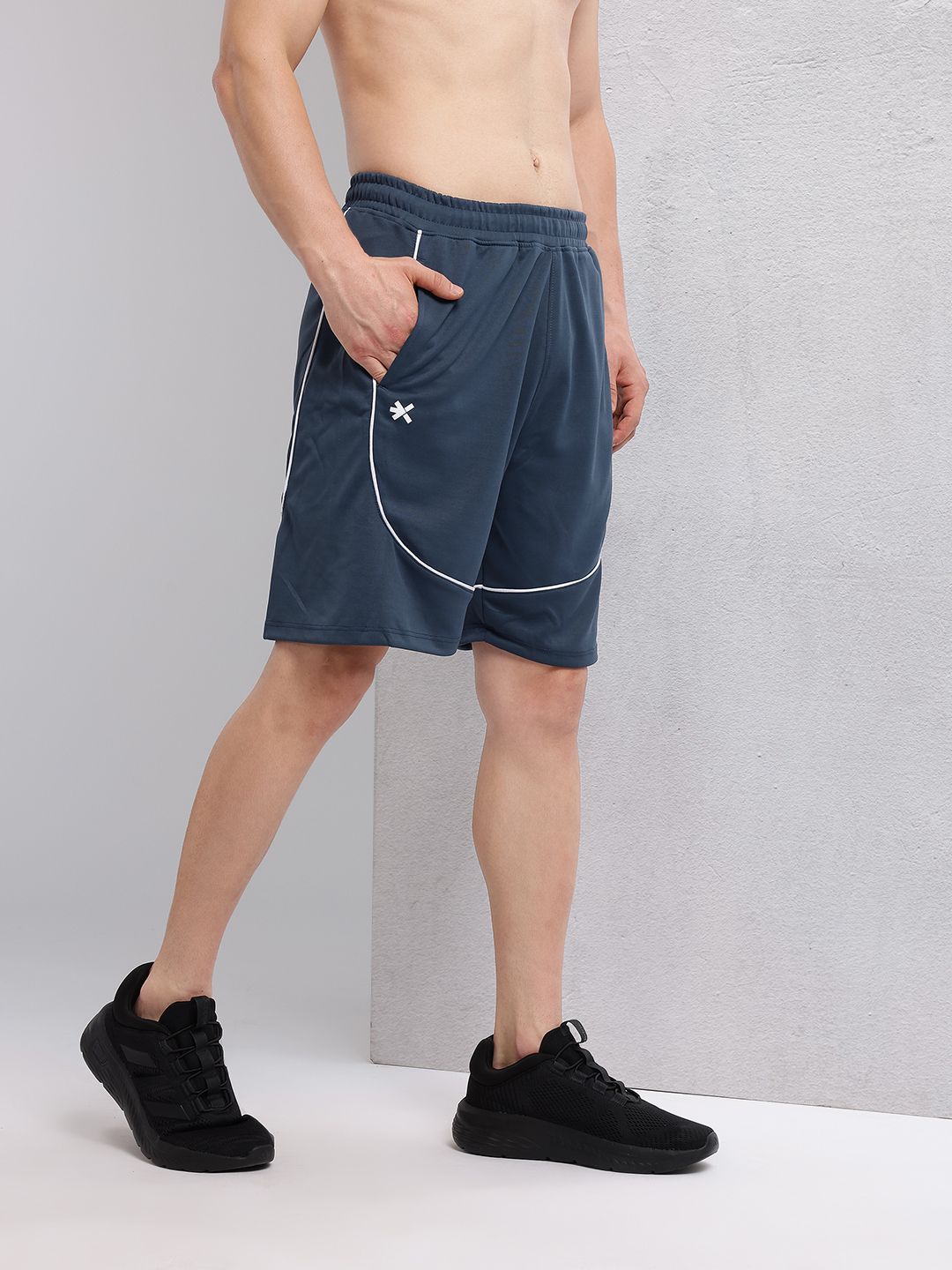 HRX by Hrithik Roshan Men Mid-Rise Typography Print Rapid-Dry Training Shorts