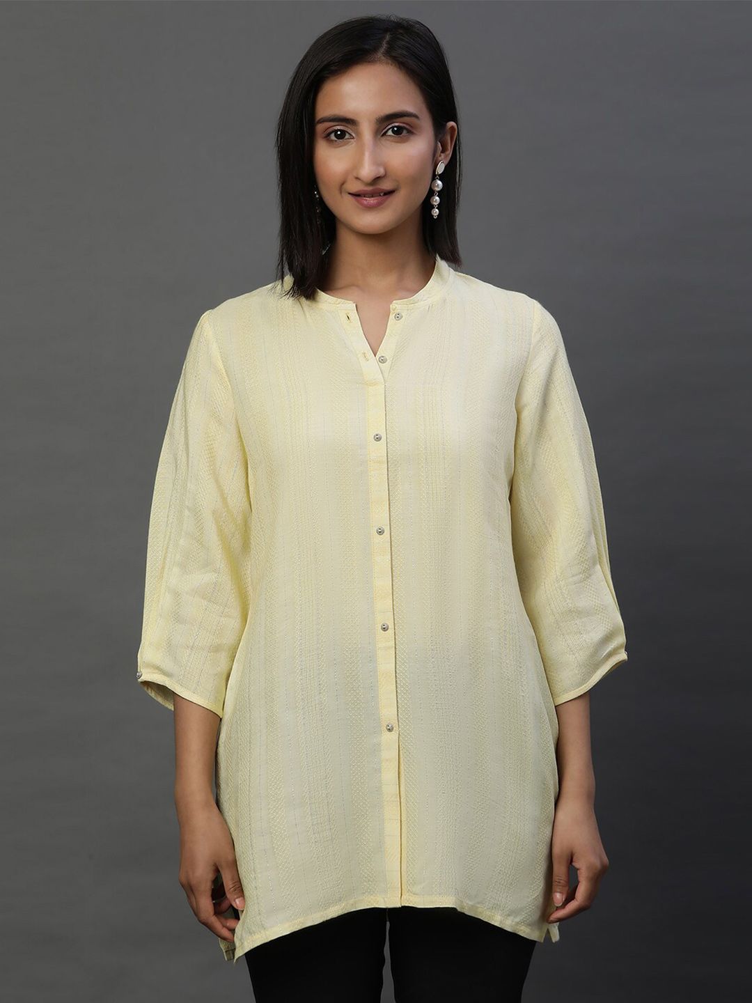 AURELIA Geometric Woven Design Mandarin Collar Straight Kurti
