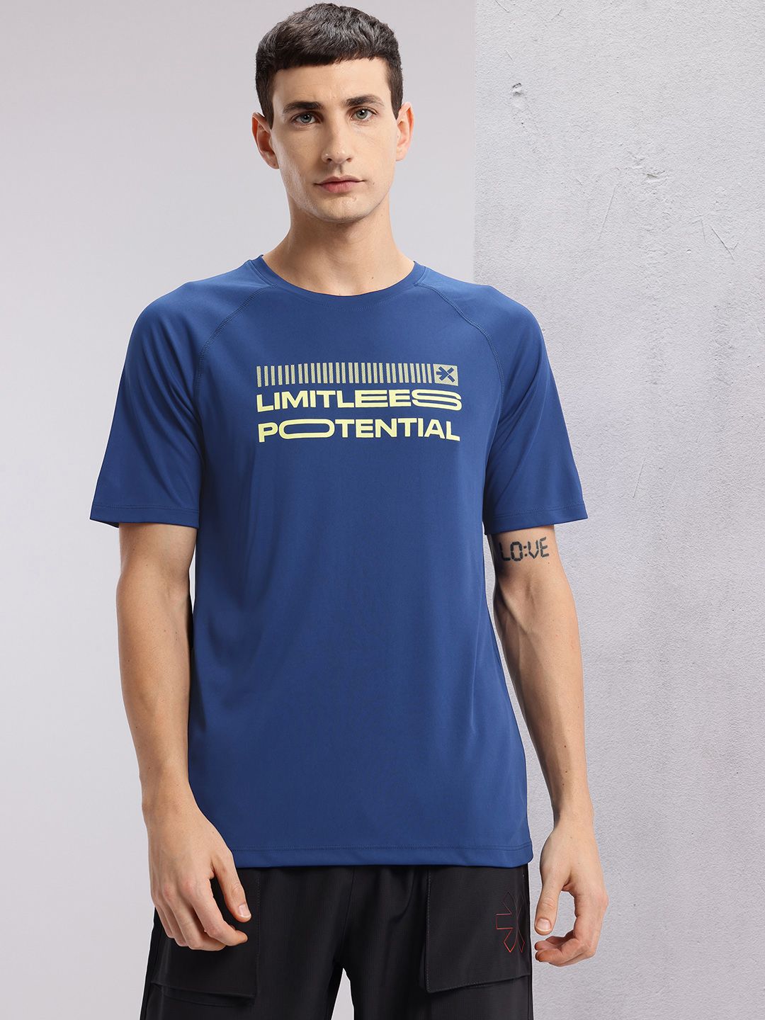 HRX by Hrithik Roshan Typography Print Raglan Sleeves Training T-shirt