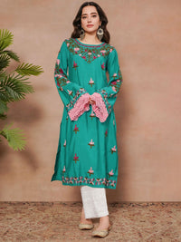 House of Kari Women Muslin Kurta with Aari Work