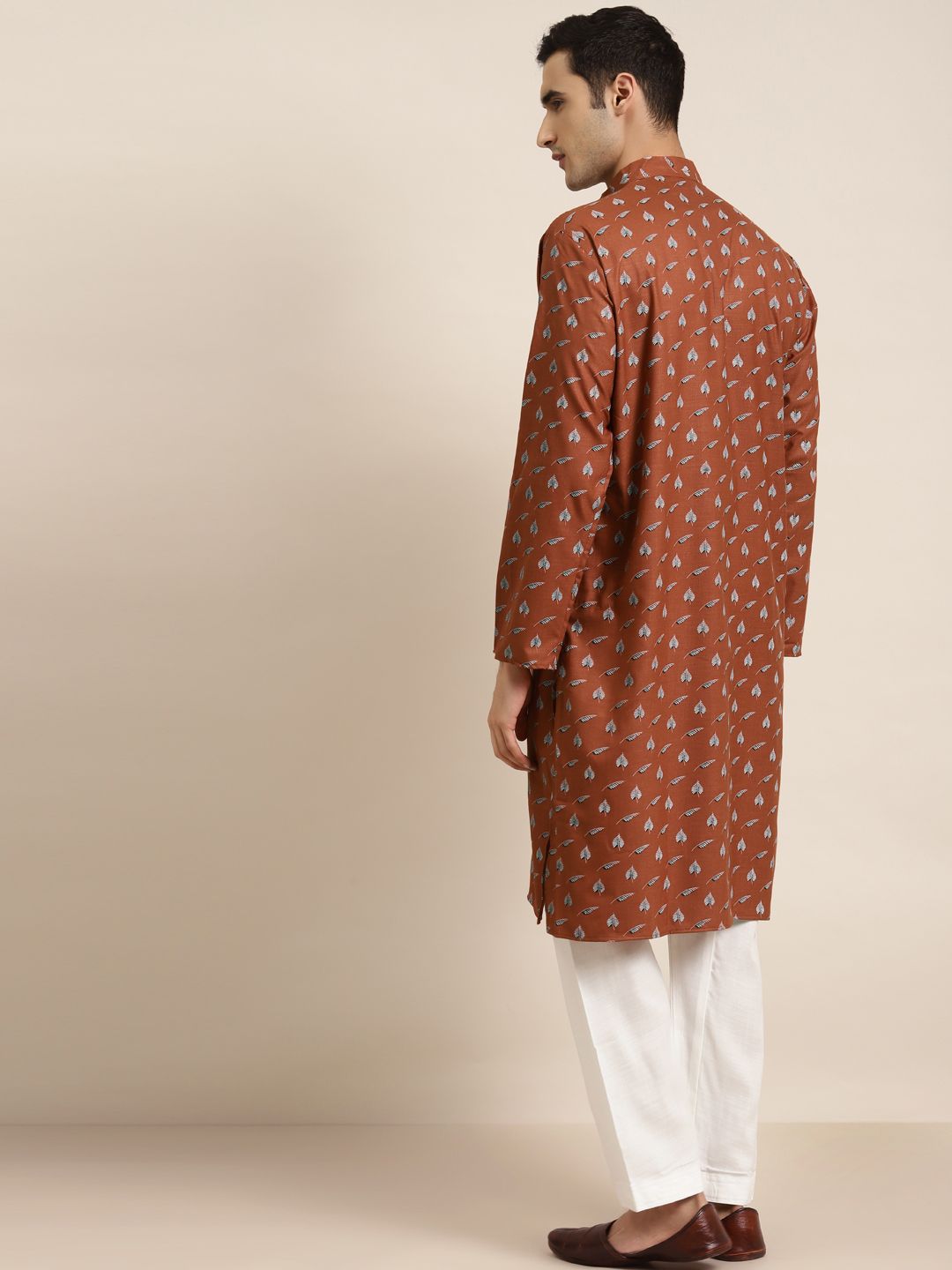 SOJANYA Men Rust Orange & White Leaf Printed Pure Cotton Kurta