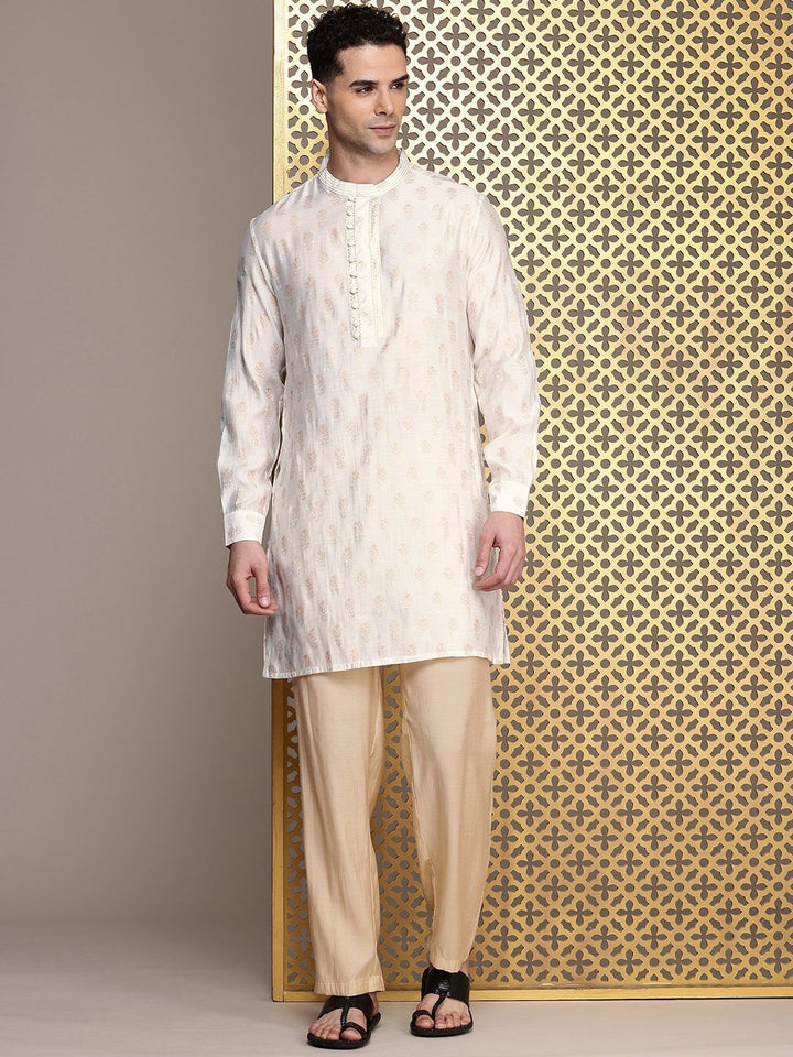 House of Pataudi Floral Printed Regular Jashn Kurta with Trousers