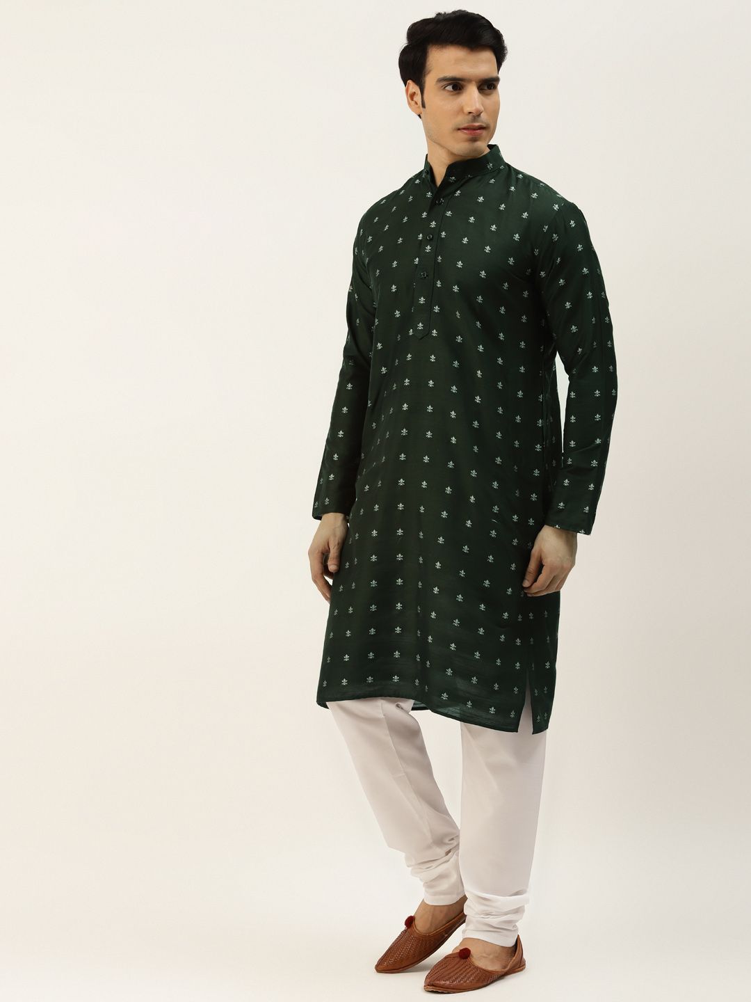SOJANYA Men Navy Blue Self Design Kurta with Churidar & Nehru Jacket