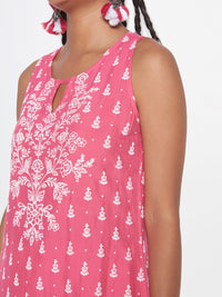 Global Desi Floral Embroidered Keyhole Neck Straight Kurta