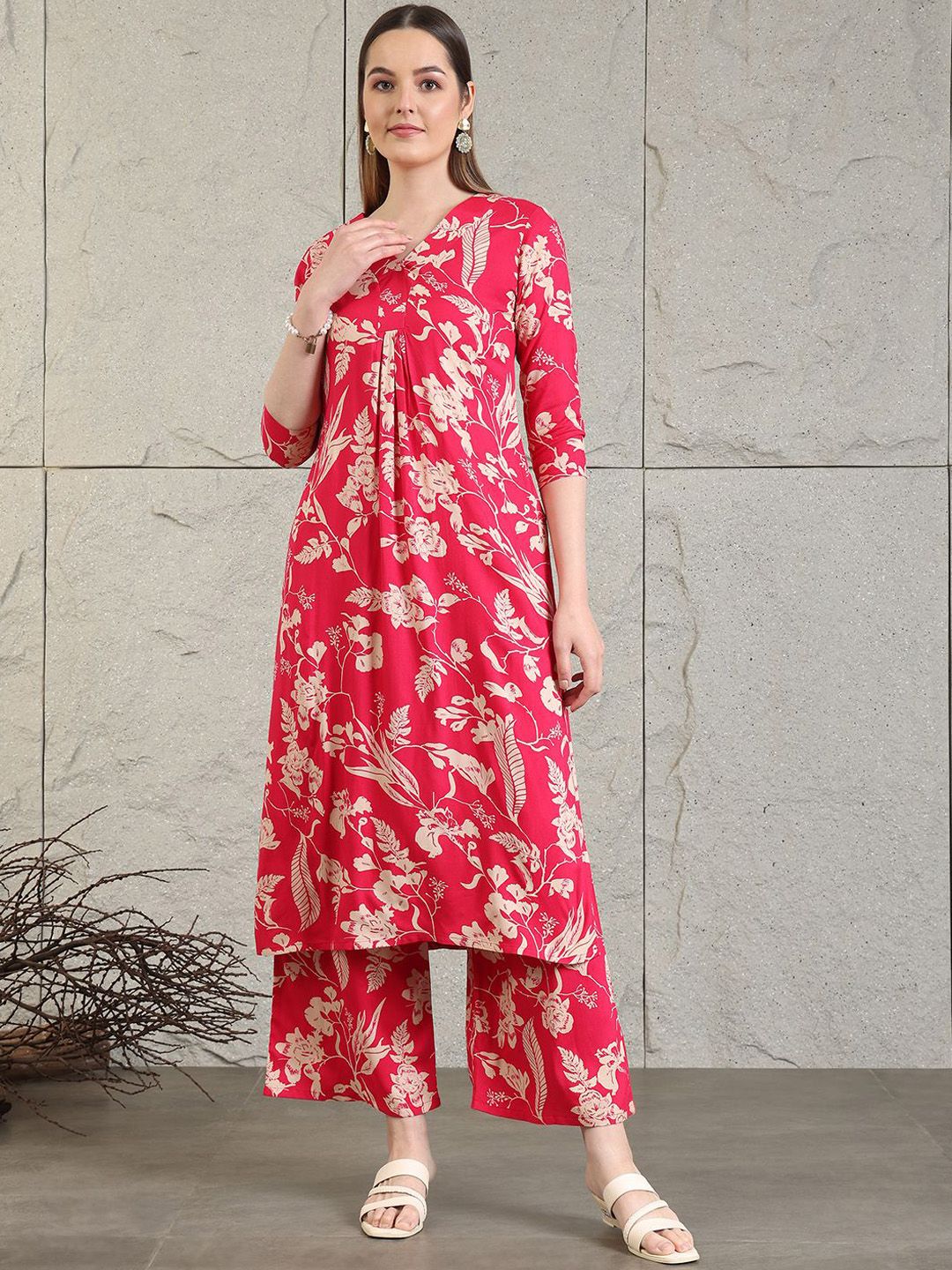 KALINI Women Floral Printed Regular Kurta with Palazzos