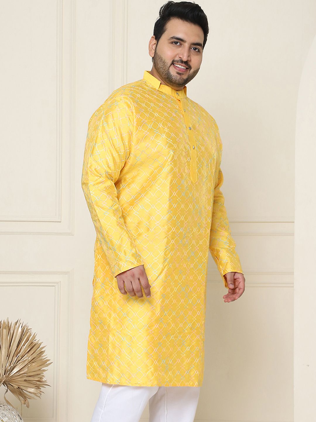 SOJANYA PLUS Embroidered Kurta