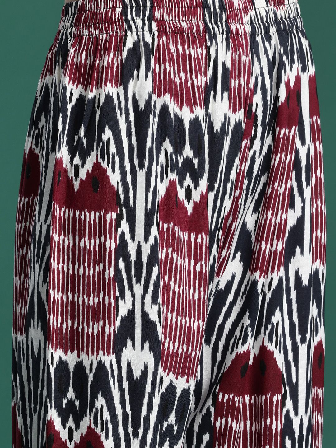 Indo Era Printed Regular Kurta with Palazzos