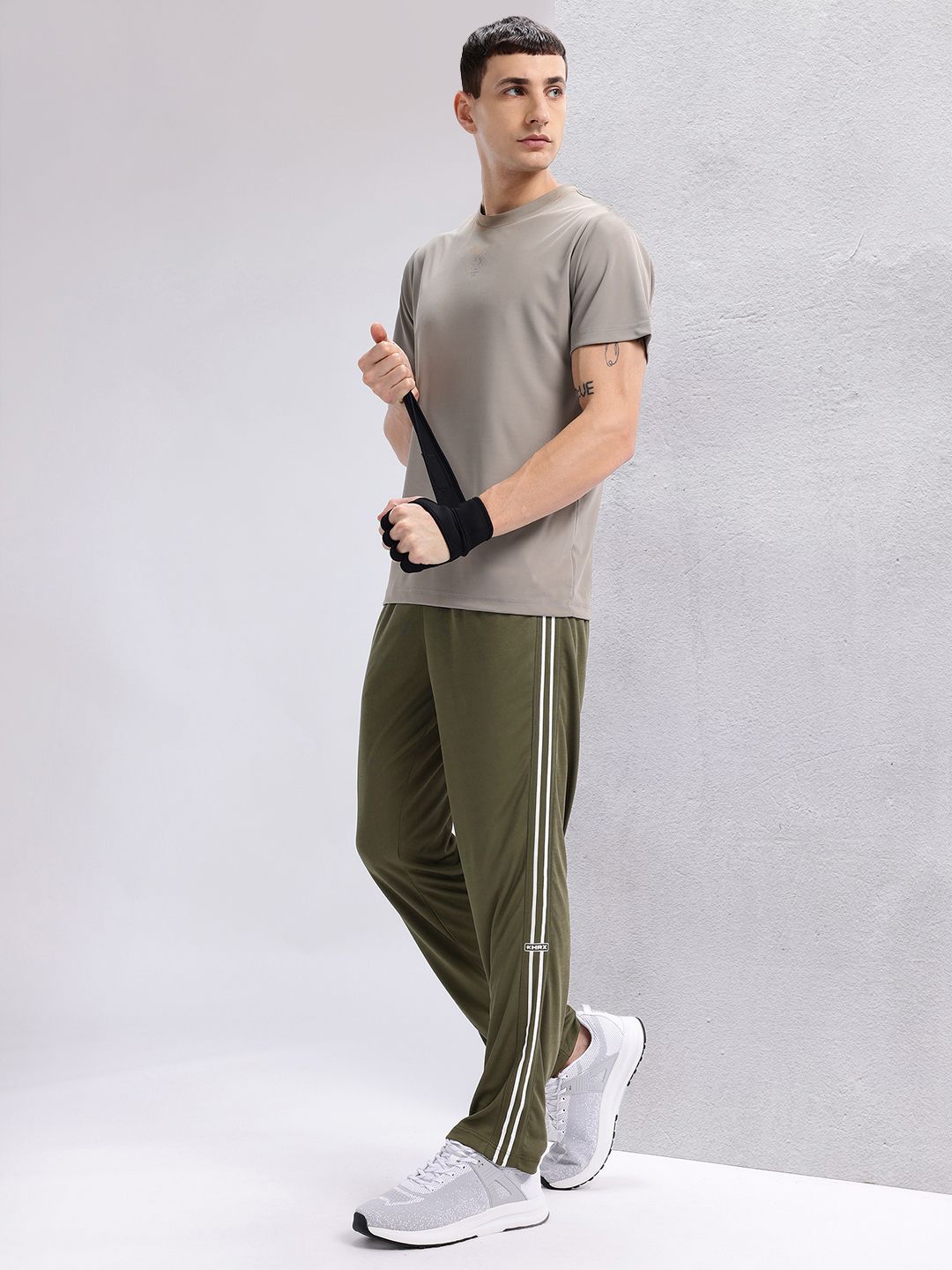 HRX by Hrithik Roshan Men Side Stripes Rapid-Dry Training Track Pants