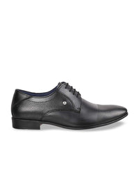 Mochi Men Black Textured Leather Formal Derbys