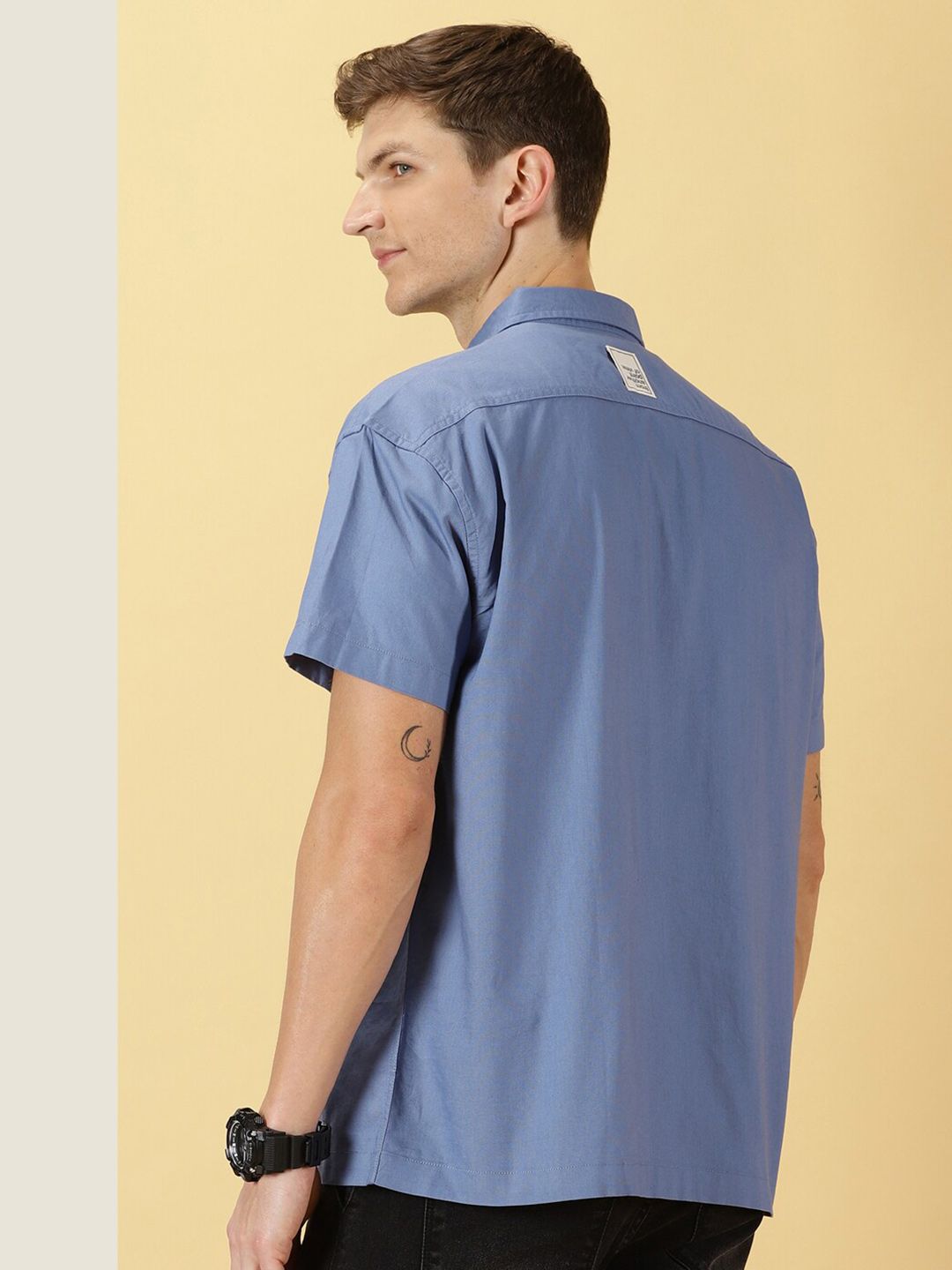 Thomas Scott Smart Spread Collar Short Sleeves Cotton Boxy Casual Shirt