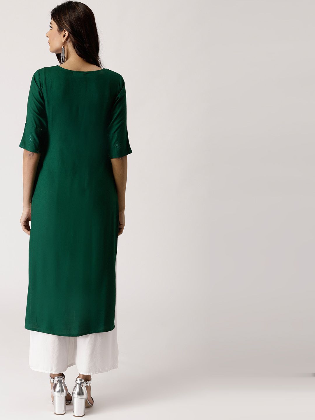 Libas Women Green Embroidered Straight Kurta