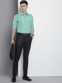 The Indian Garage Co. X Luxe Men Solid Slim Fit Opaque Formal Shirt