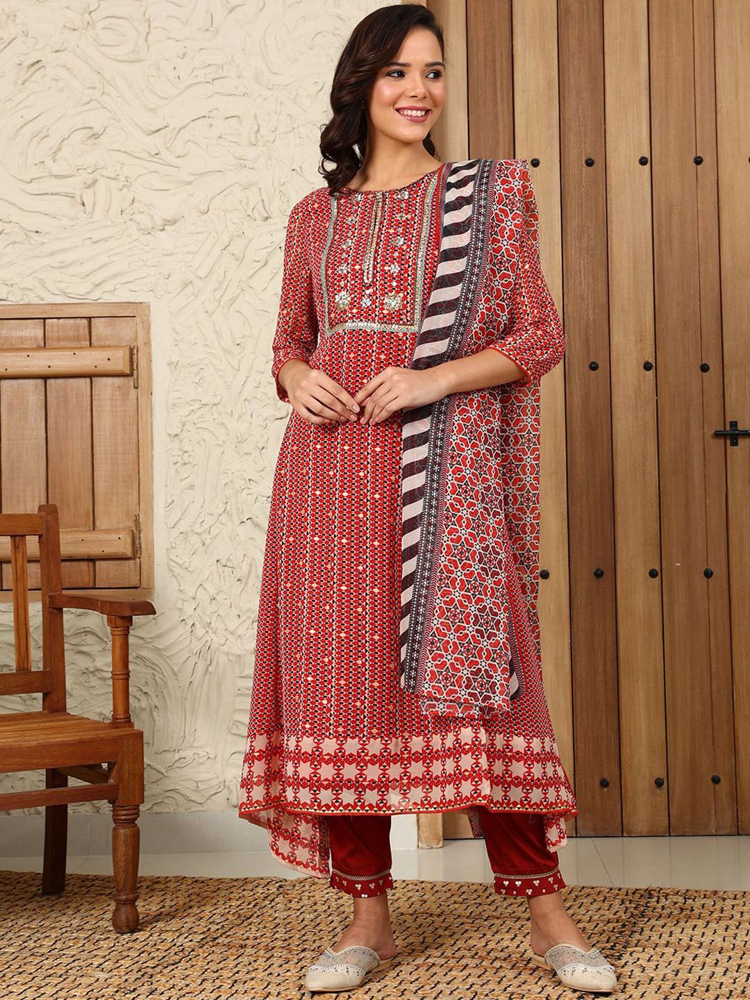 W Women Printed Regular Gotta Patti Kurta with Trousers & With Dupatta