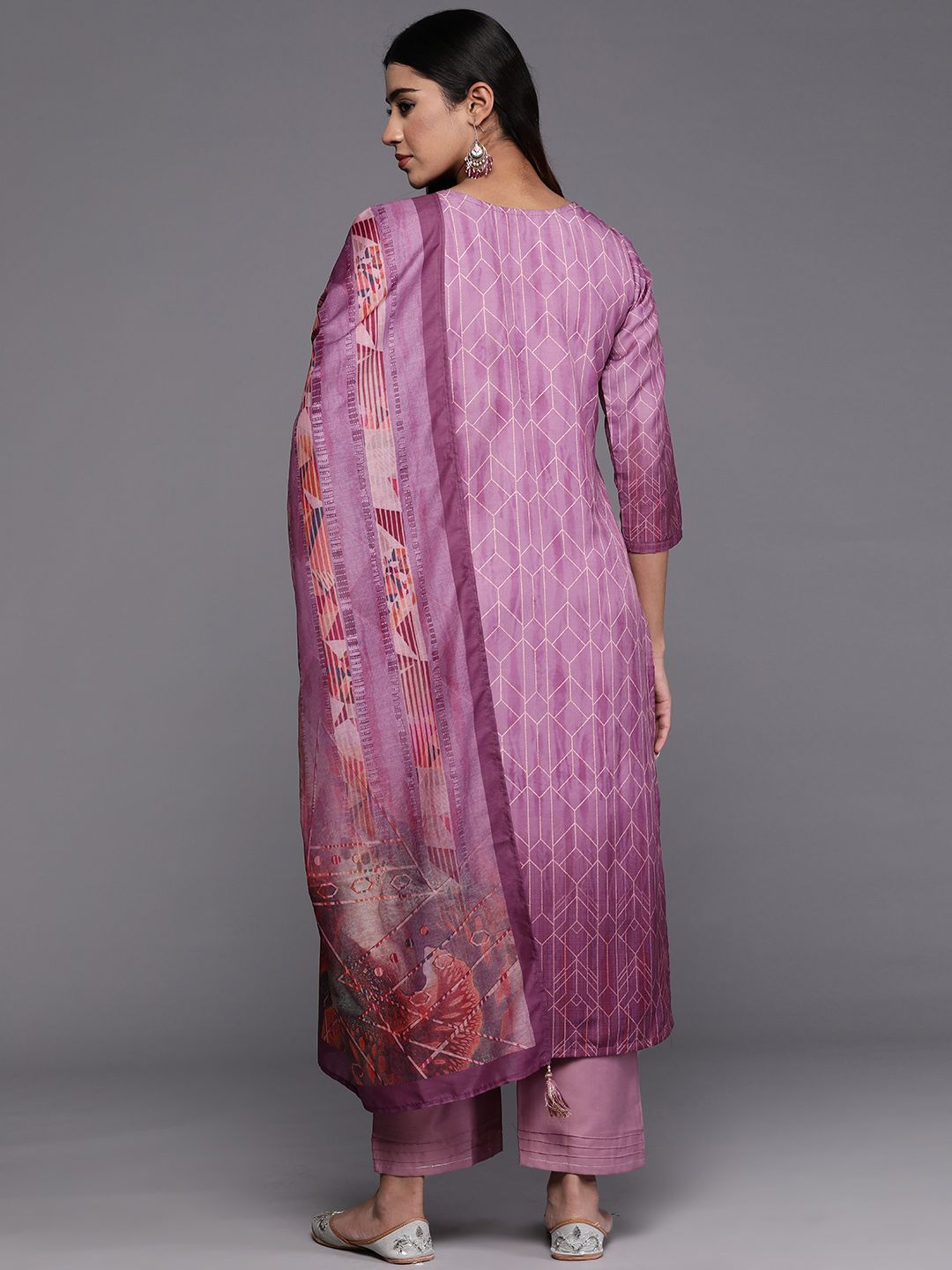 Libas Embroidered Regular Thread Work Kurta With Trousers & Dupatta