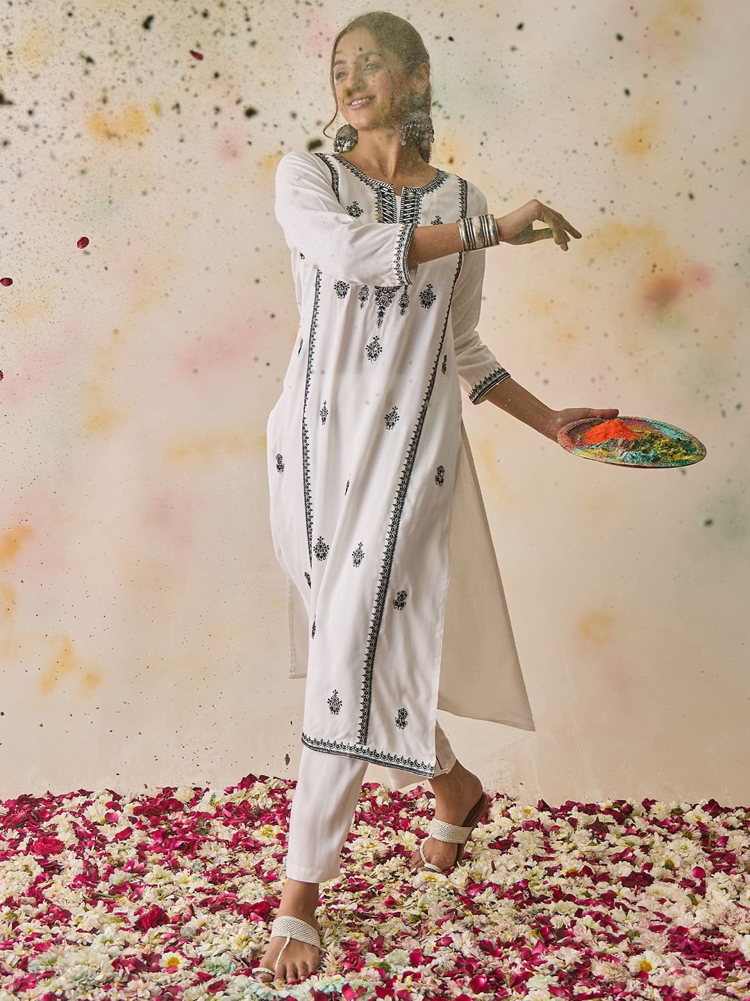 Indo Era Women Ethnic Motifs Embroidered Thread Work Floral Kurta