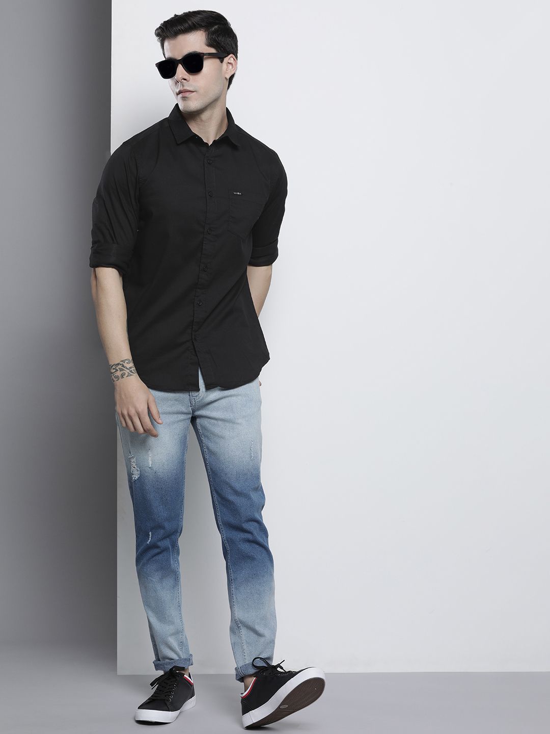 The Indian Garage Co Men Black Comfort Casual Shirt