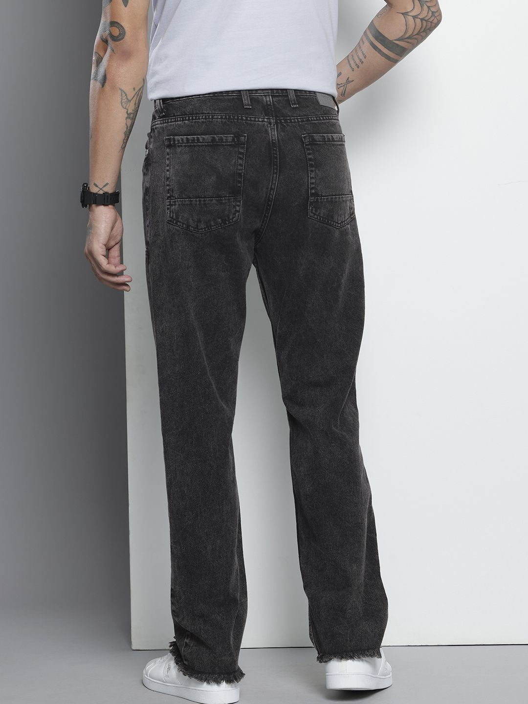 The Indian Garage Co Men Pure Cotton Vintage Straight Fit Light Fade Jeans
