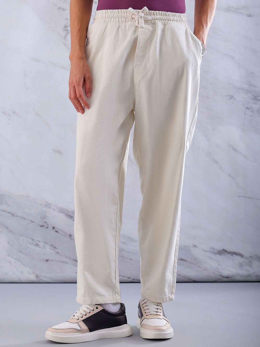 The Indian Garage Co Men Baggy Fit Cotton Elasticated Waist Jeans