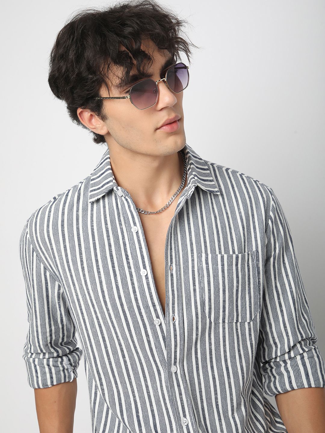 VASTRADO Men Classic Relaxed Fit Spread Collar Vertical Striped Cotton Casual Shirt