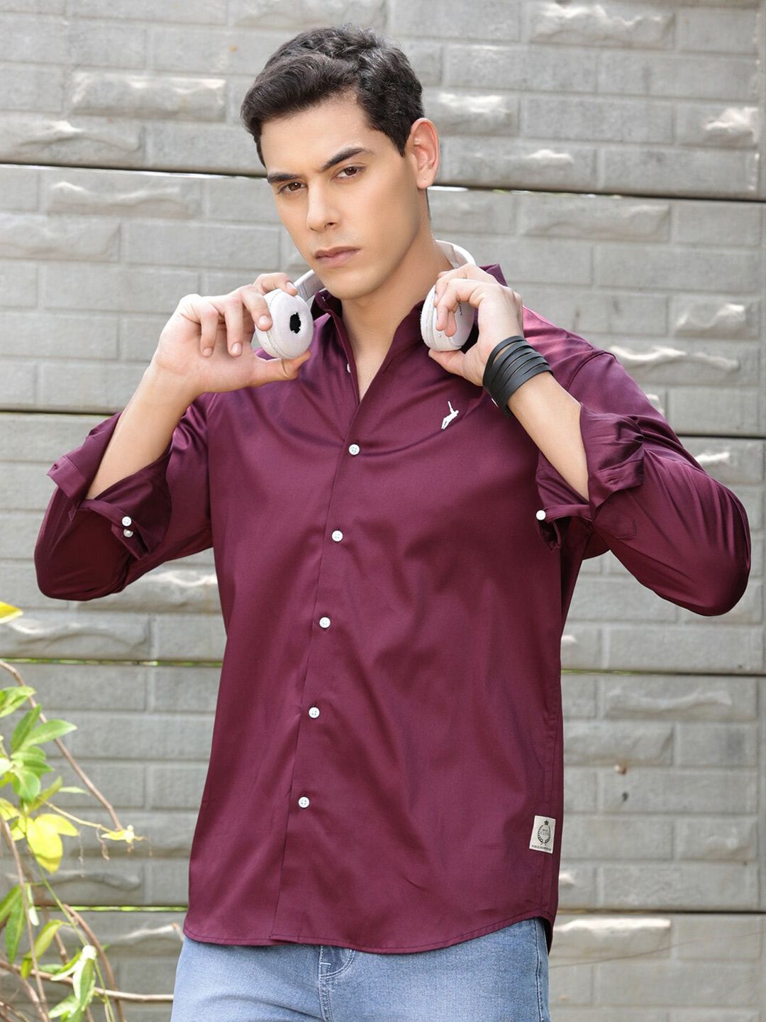 Thomas Scott Classic Slim Fit Spread Collar Casual Shirt