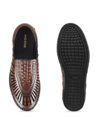 Mochi Men Textured Leather Shoe-Style Sandals With Laser Cuts