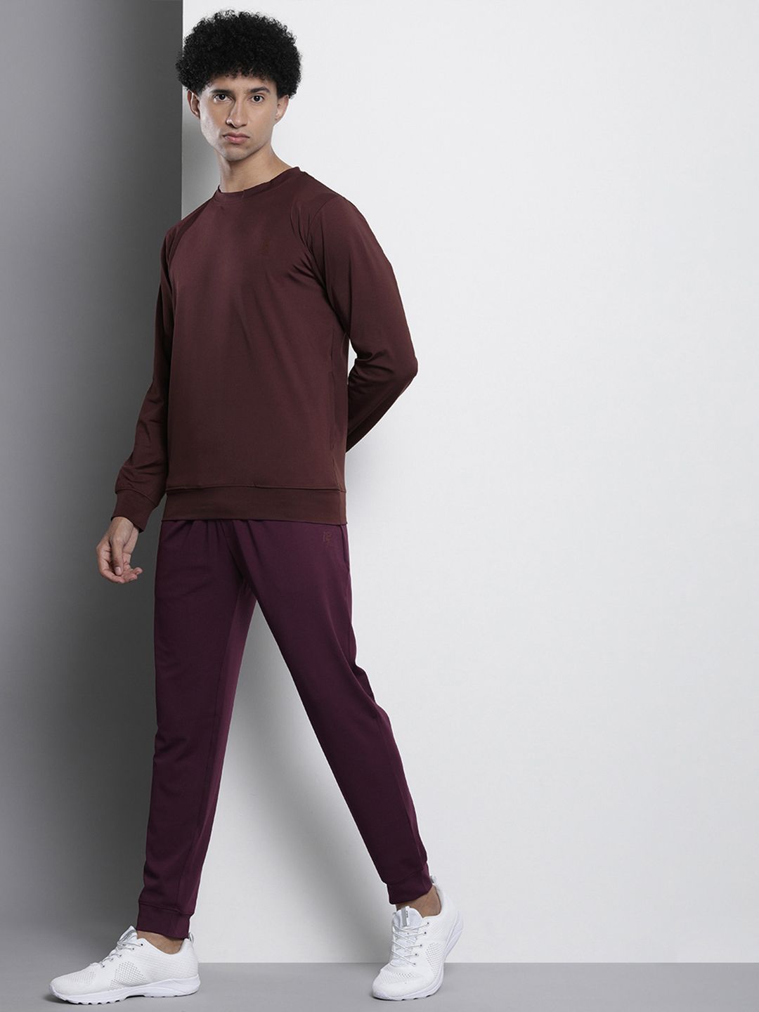 The Indian Garage Co Men Crew Neck Sweatshirt & Jogger Co-Ord Set