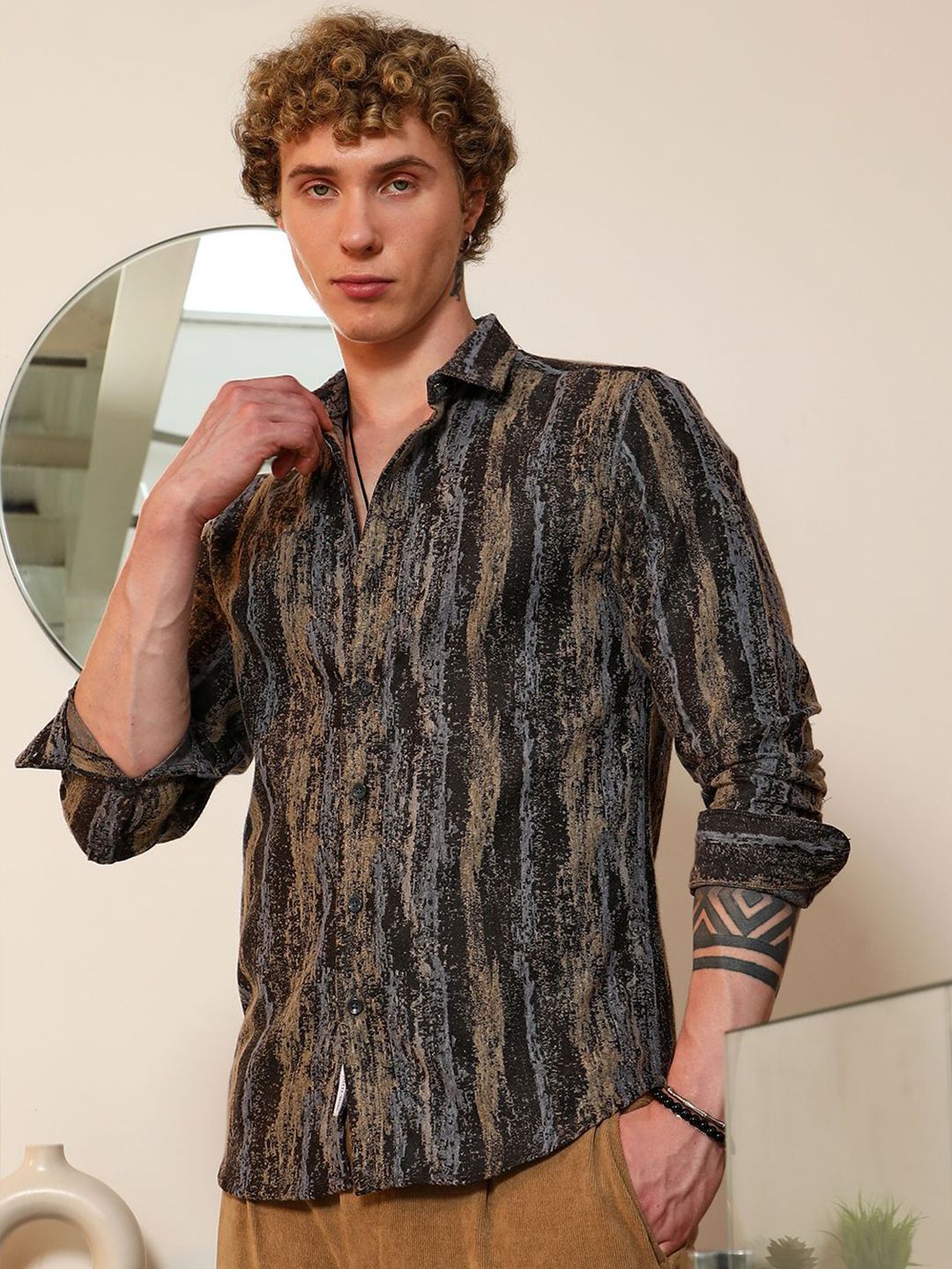Campus Sutra Men Comfort Fit Multi Striped Spread Collar Cotton Casual Shirt