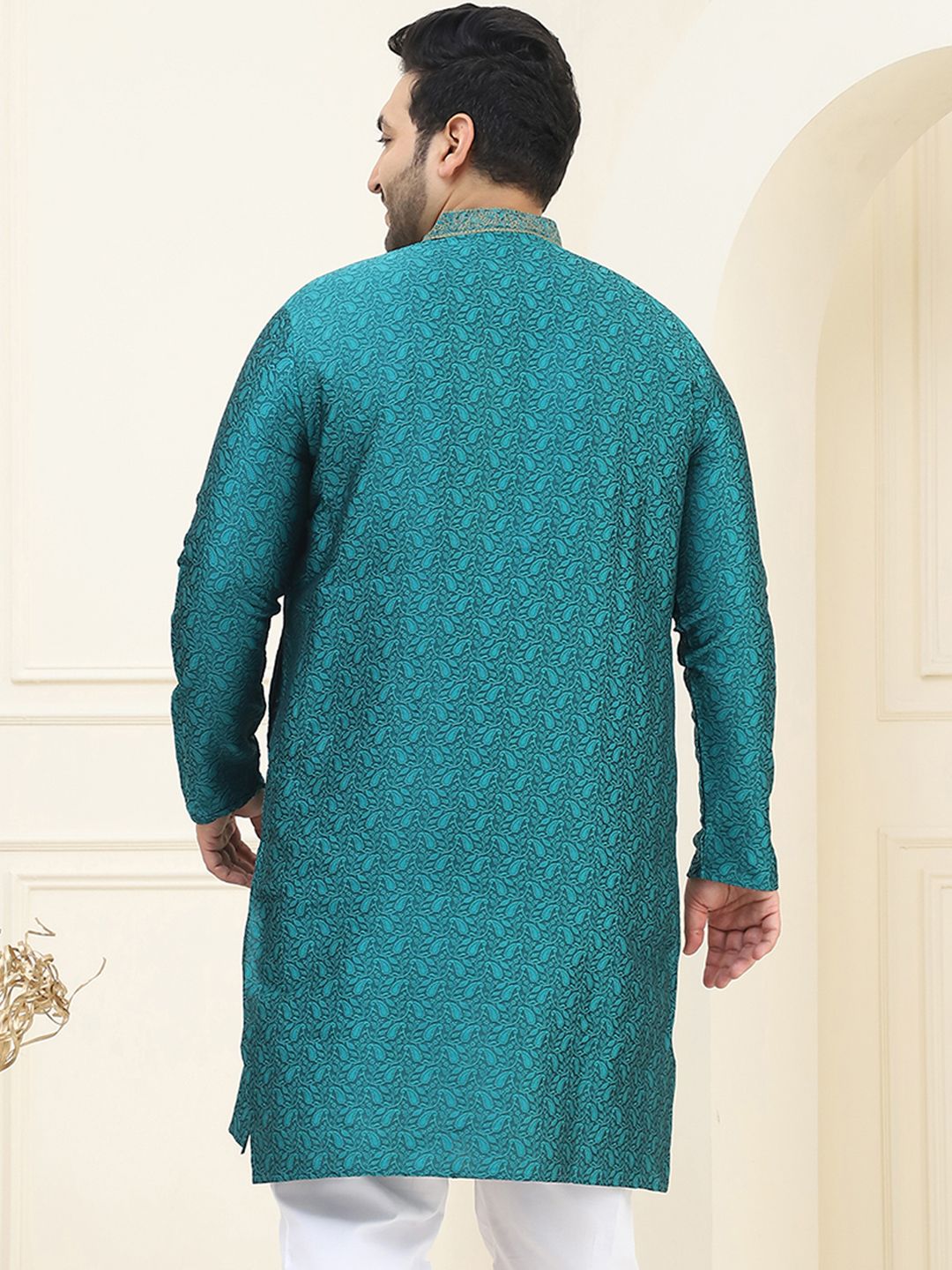 SOJANYA PLUS Men Teal Green Ethnic Motifs Embroidered Thread Work Kurta