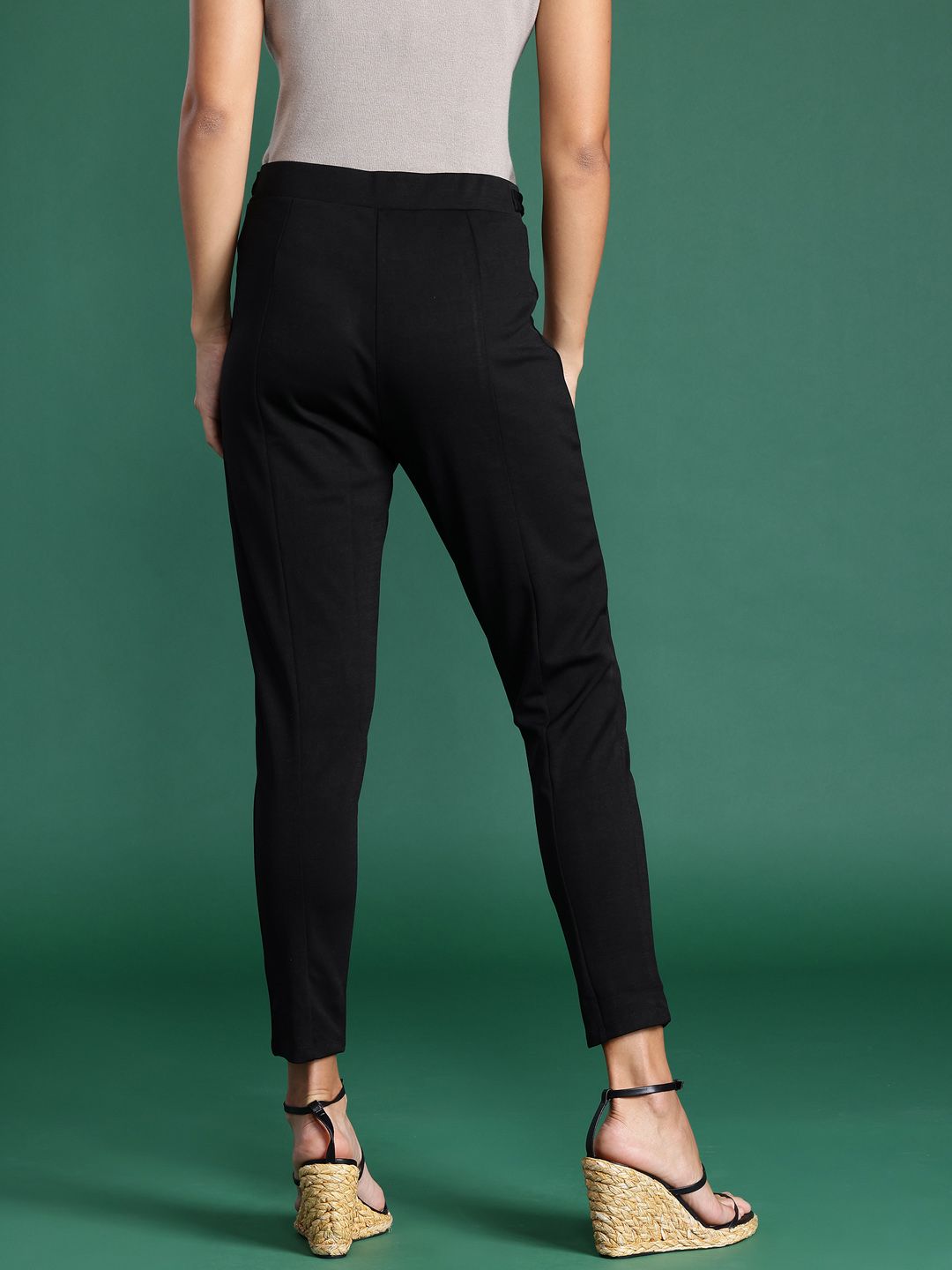 DressBerry Women Buckle Detail Treggings