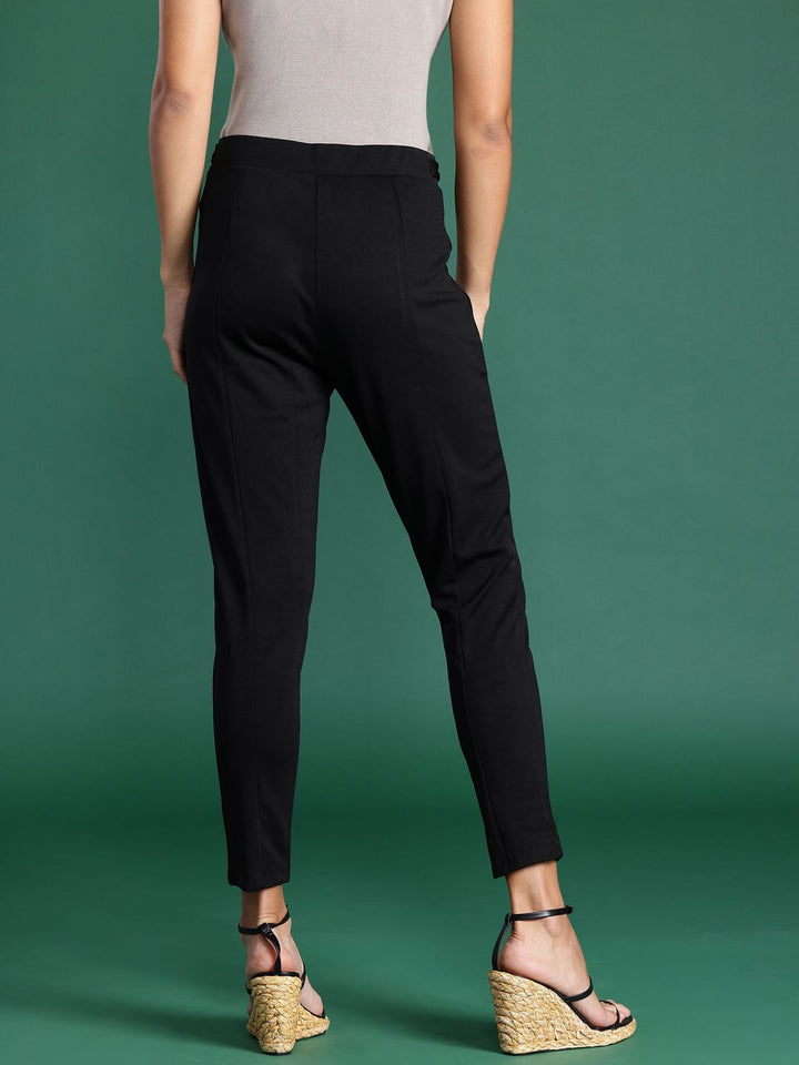 DressBerry Women Buckle Detail Treggings