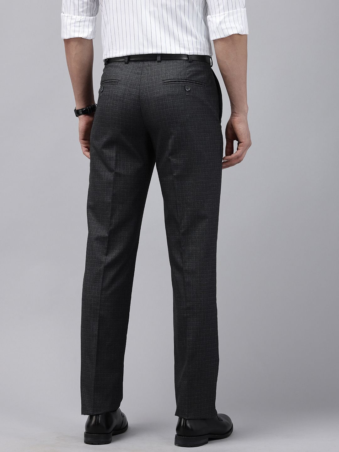 Park Avenue Men Checked Formal Trousers