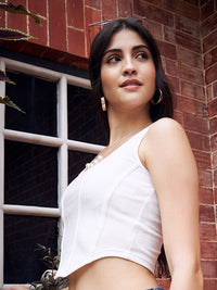 Berrylush White Square Neck Sleeveless Fitted Crop Top