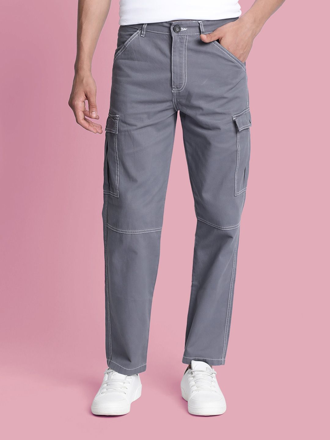 Bene Kleed Men Relaxed Fit Cotton Cargos Trousers with Contrast stitch
