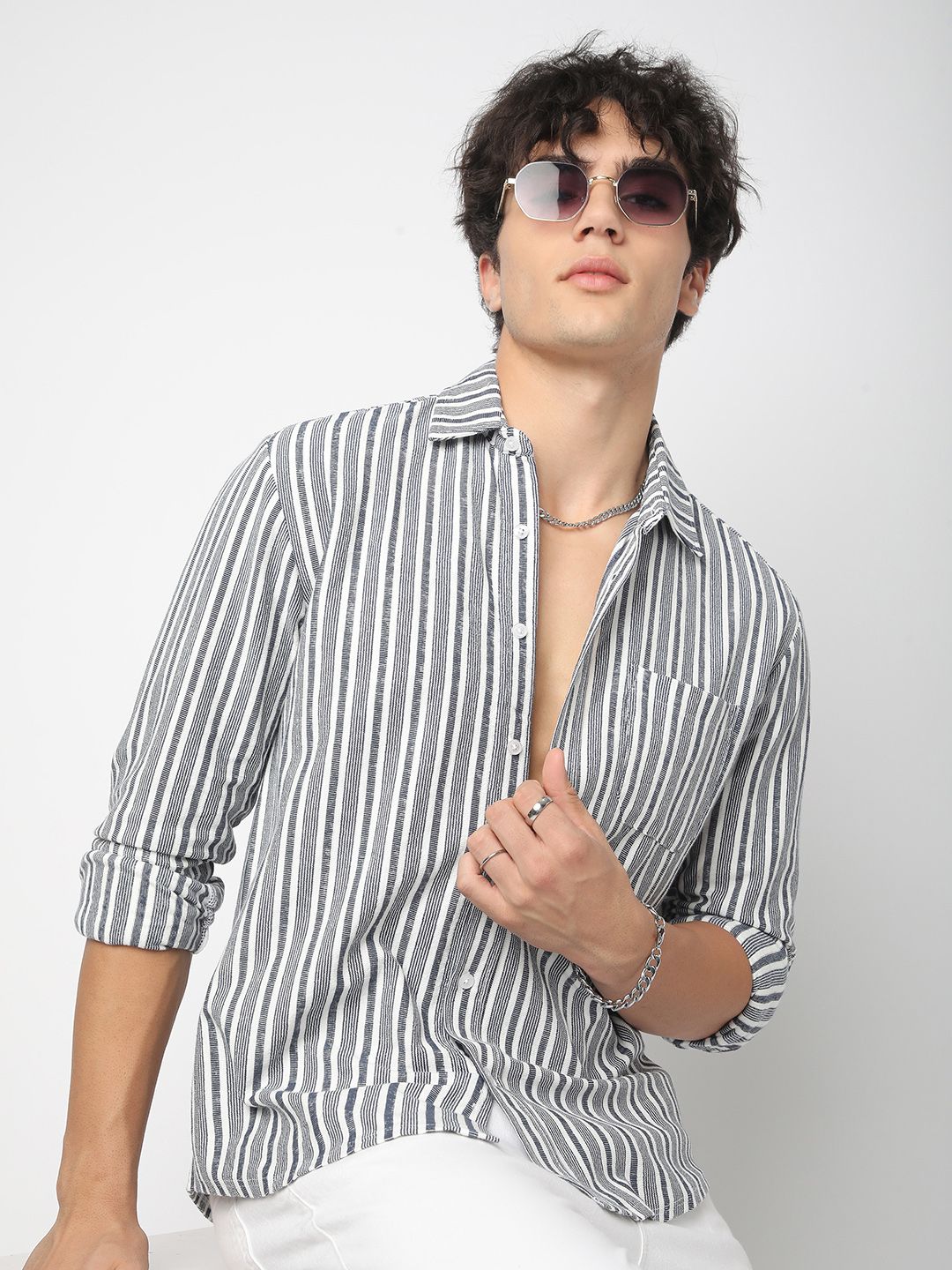 VASTRADO Men Classic Relaxed Fit Spread Collar Vertical Striped Cotton Casual Shirt