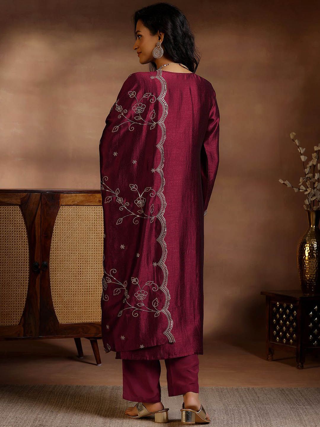 Libas Ethnic Motifs Embroidered Thread Work Straight Kurta With Trousers & Dupatta