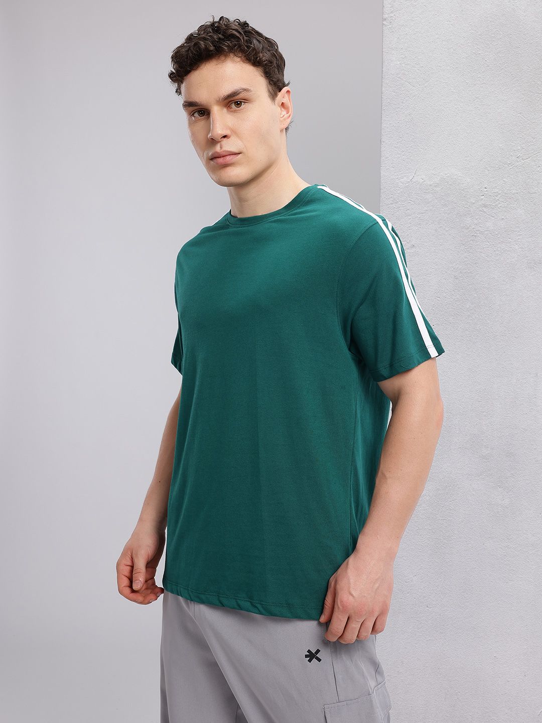 HRX by Hrithik Roshan Brand Logo Printed Training T-shirt with Striped Detail