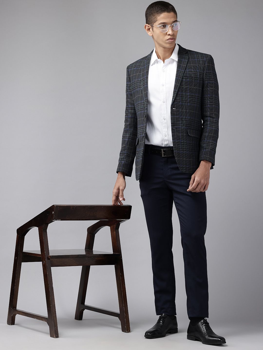 Park Avenue Slim Fit Checked Single-Breasted Blazers