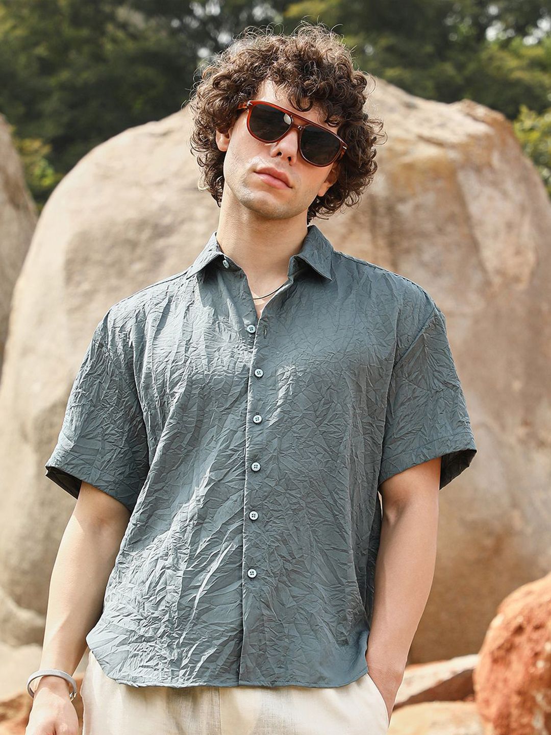 Campus Sutra Men Comfort Opaque Casual Shirt