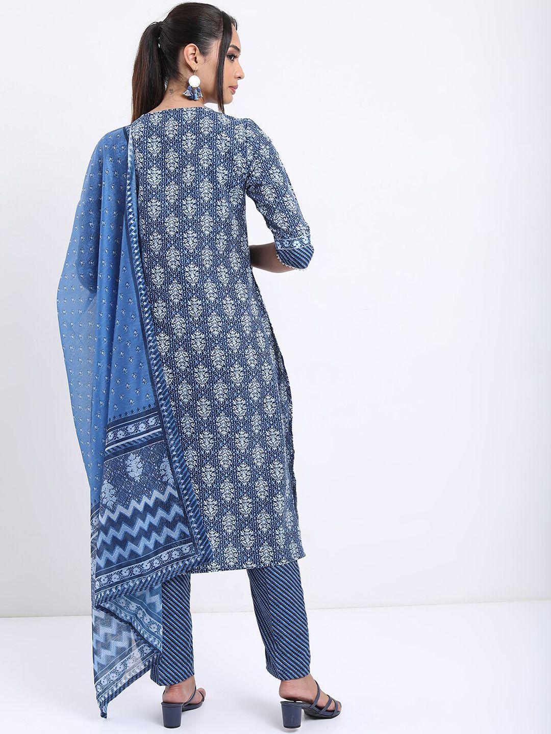 Vishudh Blue Ethnic Motifs Printed Straight Kurta with Trousers With Dupatta