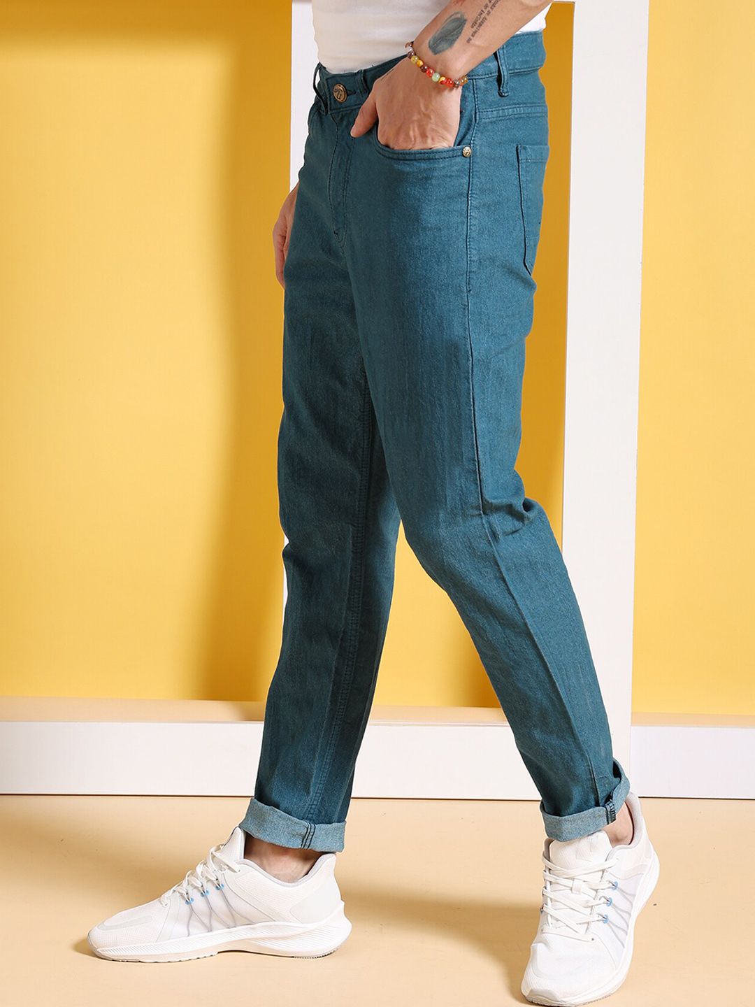 The Indian Garage Co Men Clean Look Slim Fit Stretchable Jeans