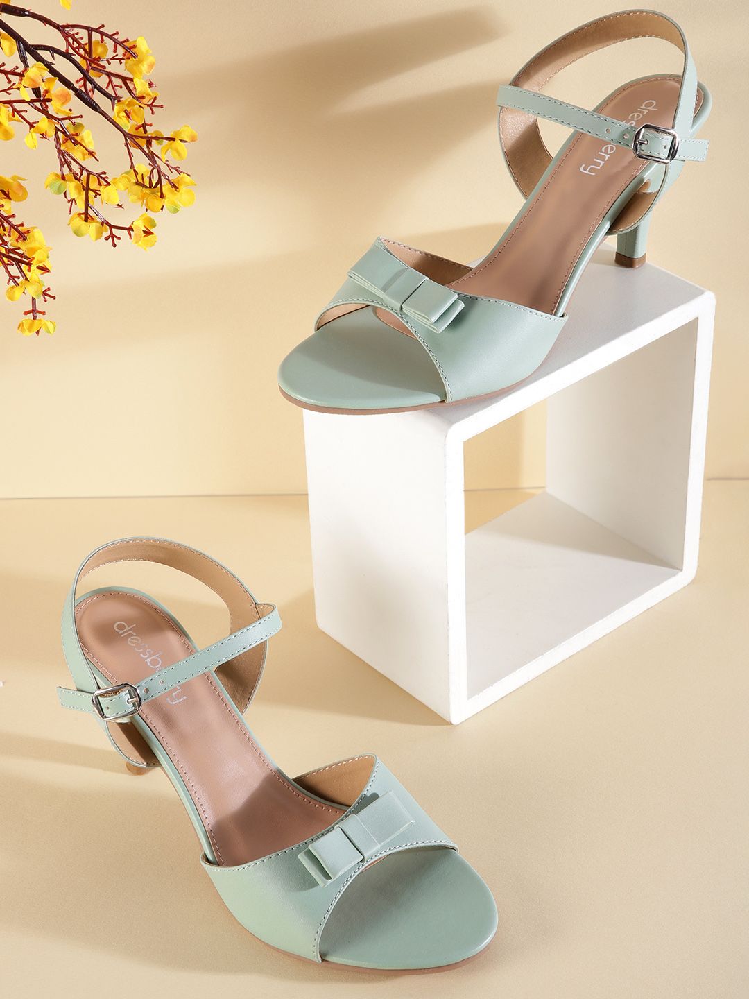 DressBerry Slim Heel Sandals with Bows