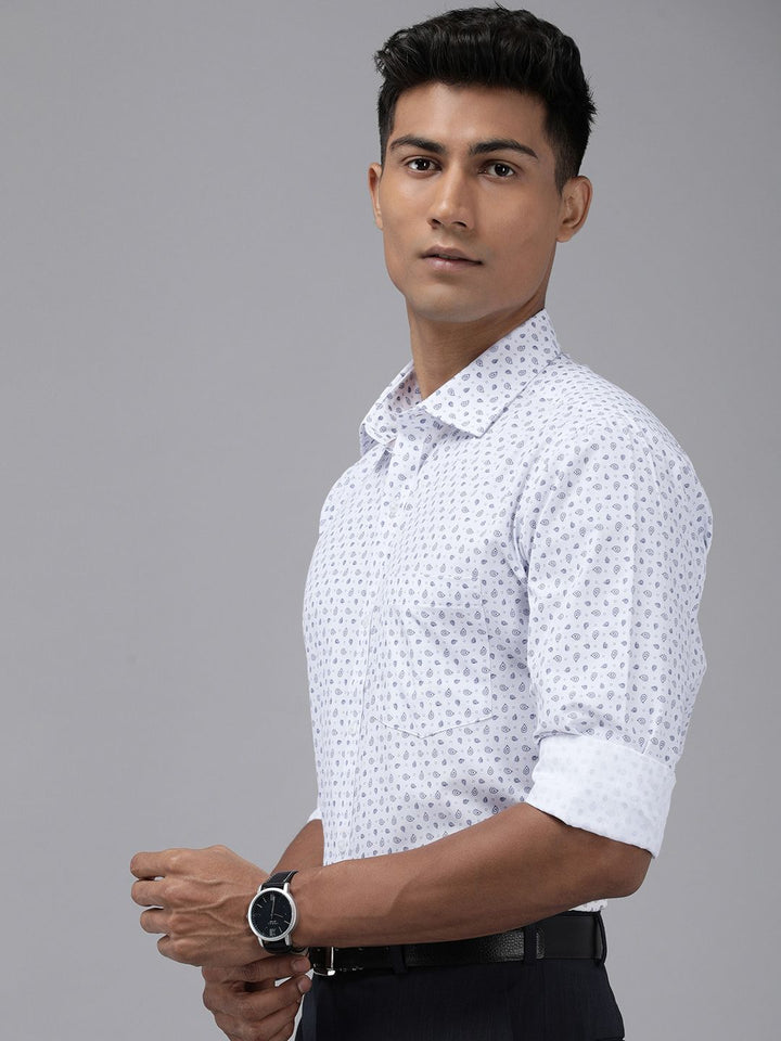 Park Avenue Slim Fit Ethnic Motifs Printed Formal Shirt