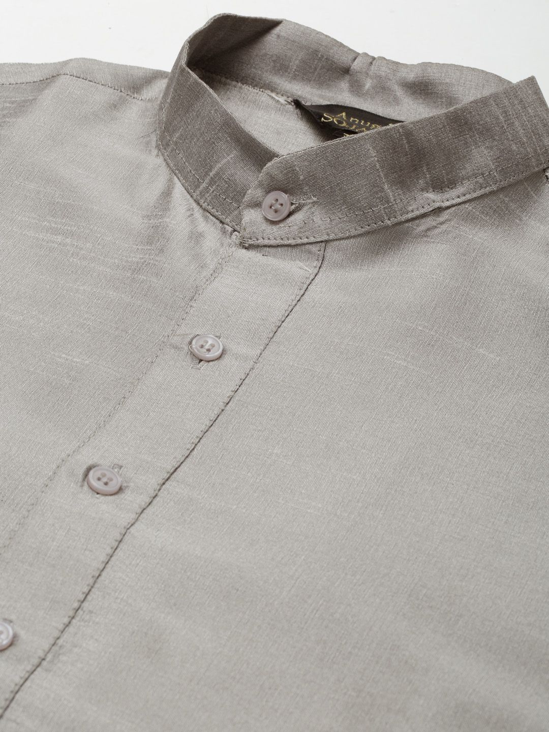 Anug by SOJANYA Men Silver-Toned Band Collar Kurta