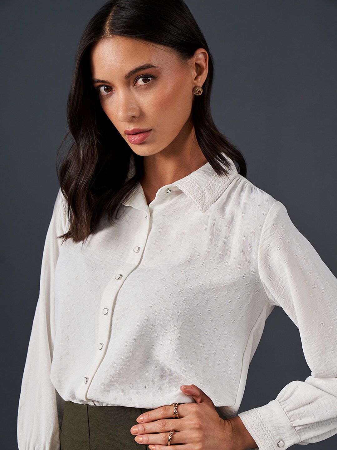 AND Shirt Collar Cuff Sleeve Top