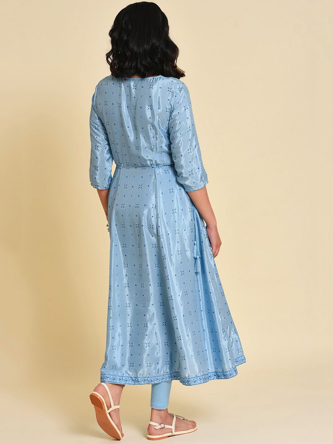 W Ethnic Motifs Floral Printed Sequinned A-Line Kurta With Leggings